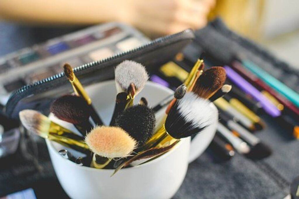 estee lauder beauty essentials