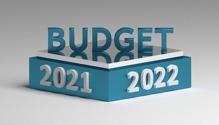 How to Advertise Big With a Small Budget