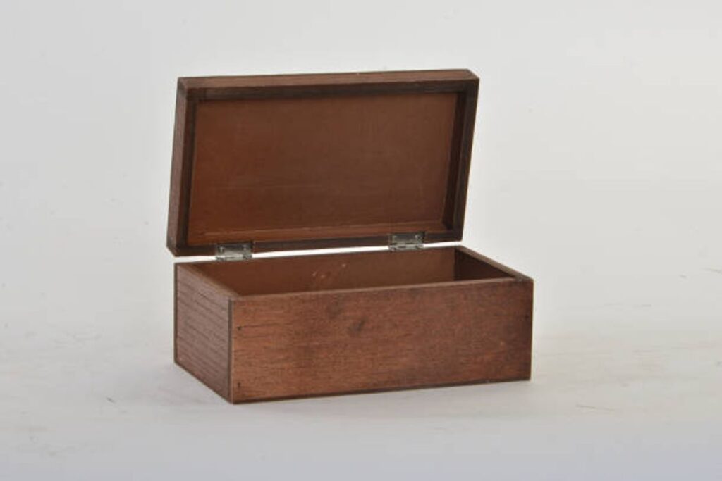 How to make a Plywood Storage Box