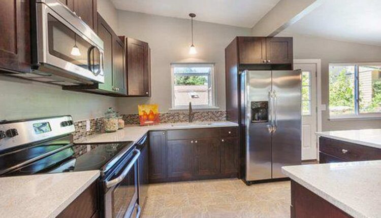 How To Stain Kitchen Cabinets