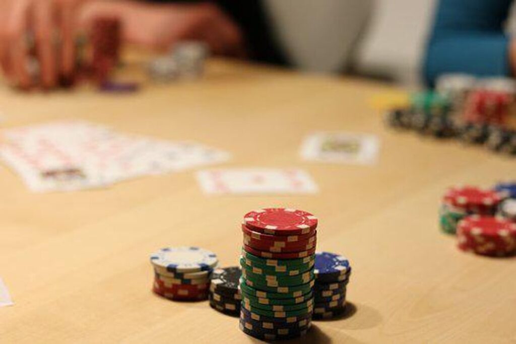 Playing Texas Hold'em Poker
