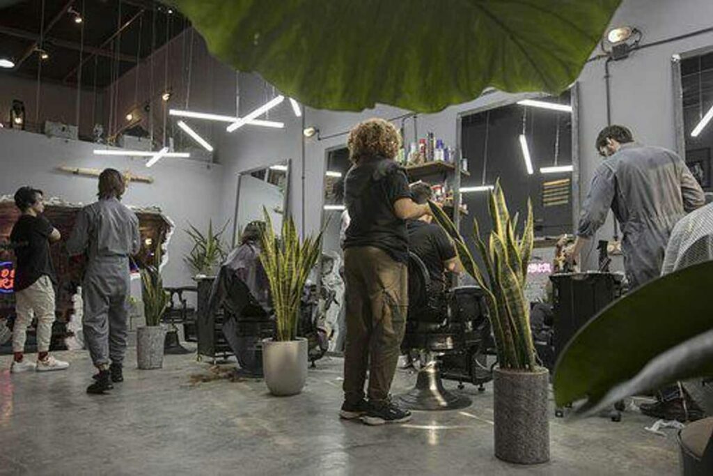 How to Start a Hair Salon Business