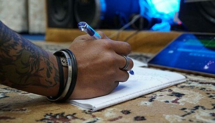 How To Become A Songwriter