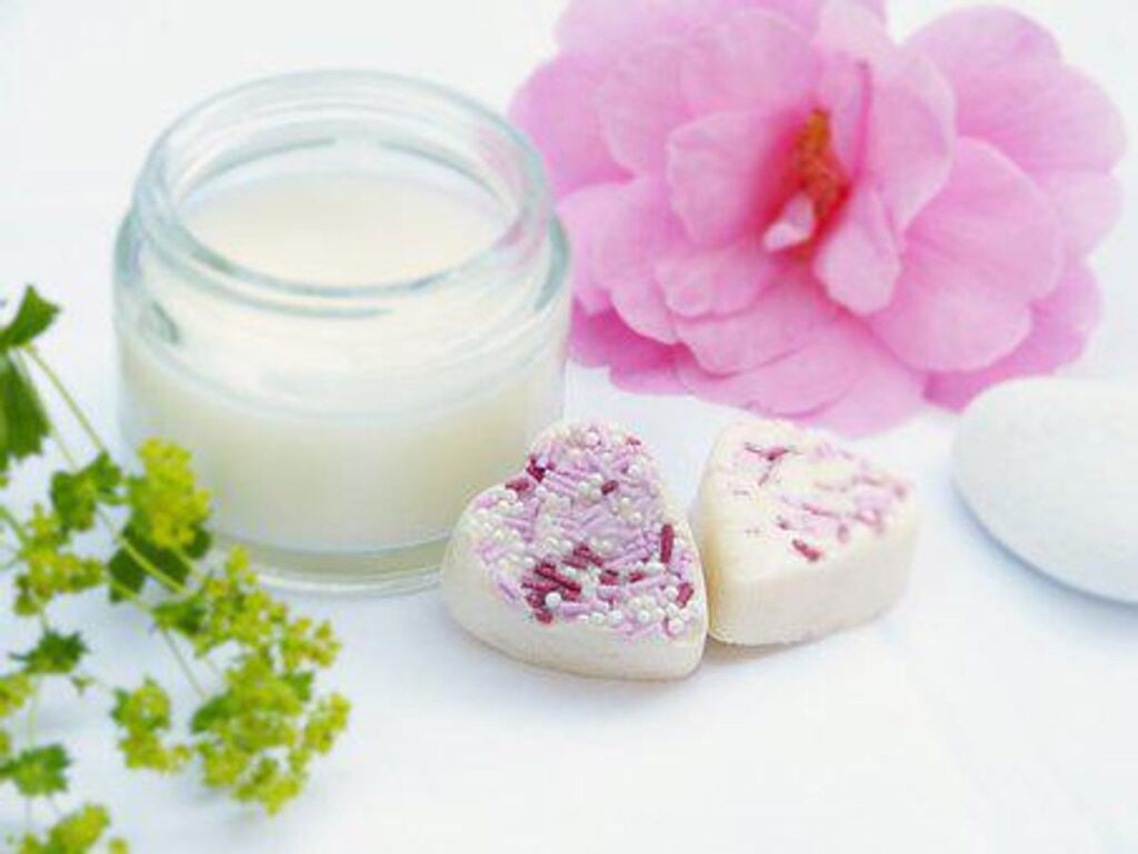 Ponds Tone Up Milk Cream
