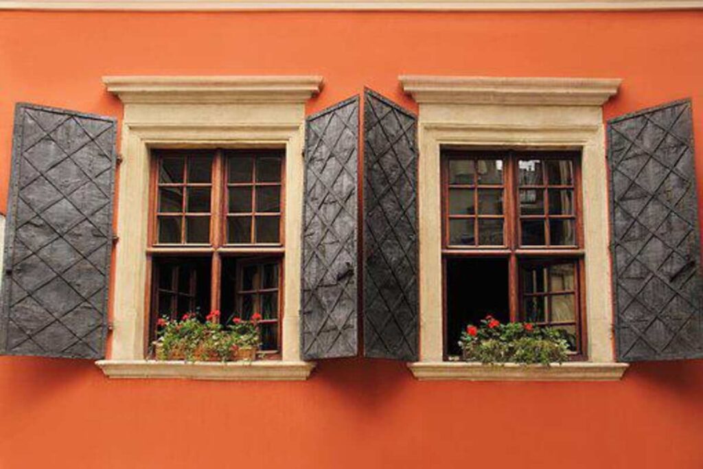 vacuum glazing costs