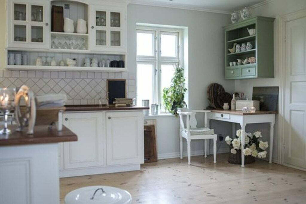 Custom Bathroom Cabinets in Toronto