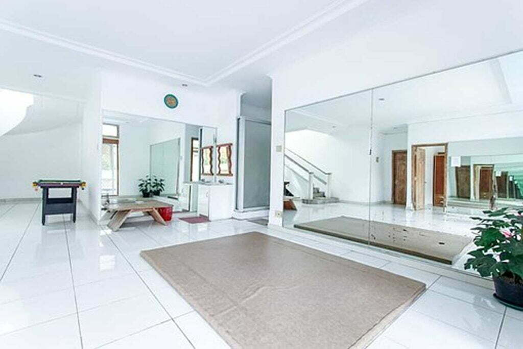 How to Furnish Your Home