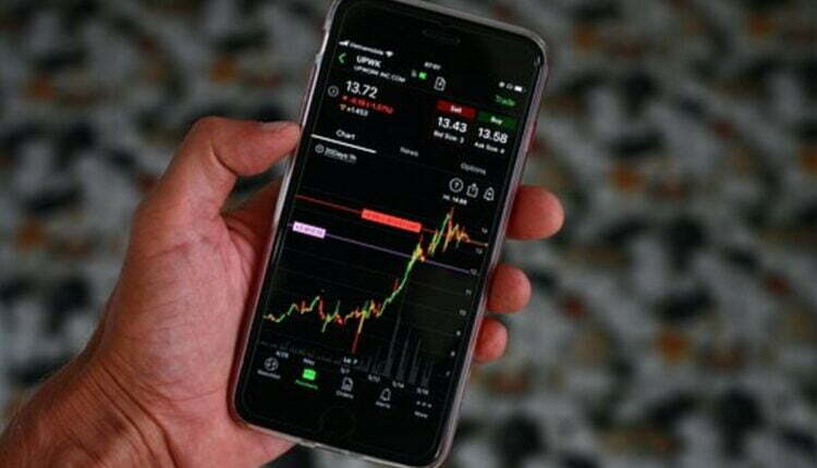 airbnb stock