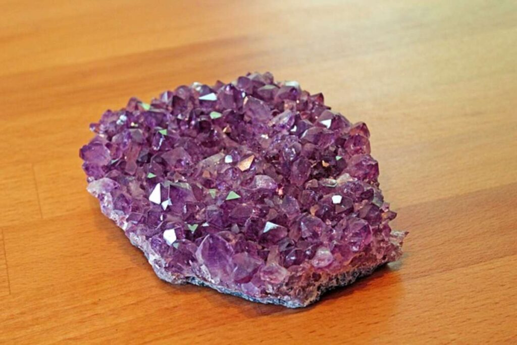 loose colored gemstones