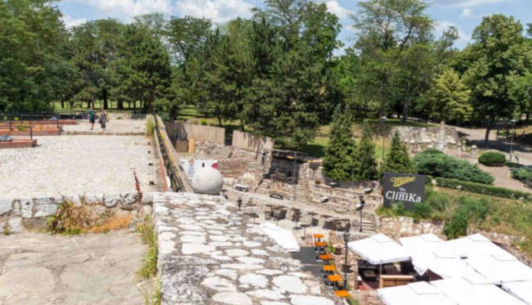 Sneds Tour and the Snedeker Foundation