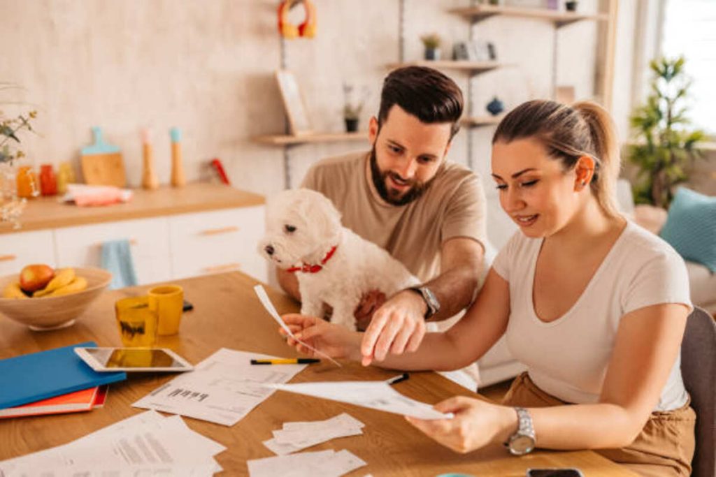 Is pet insurance tax deductible