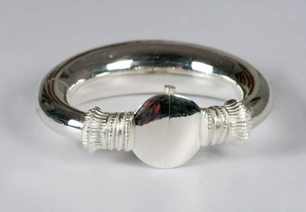 Inventive Ways to Decorate Your Quartz Banger