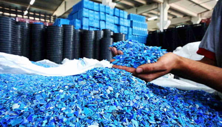 Advantages of Using Plastic Molds that manufactures