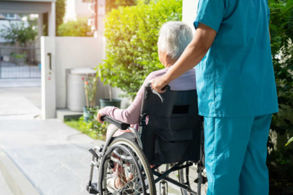 Leading Residential Care Options with Farmington Hills